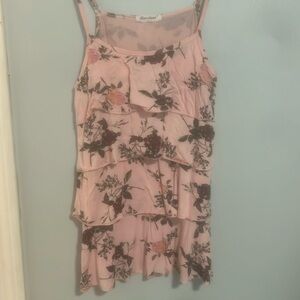 Pink breastfeeding tank